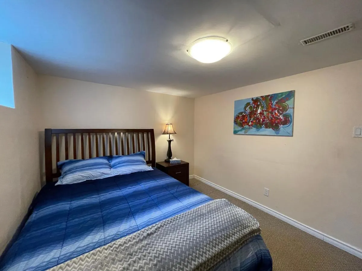 トロントThe Westviewアパートメント カナダ